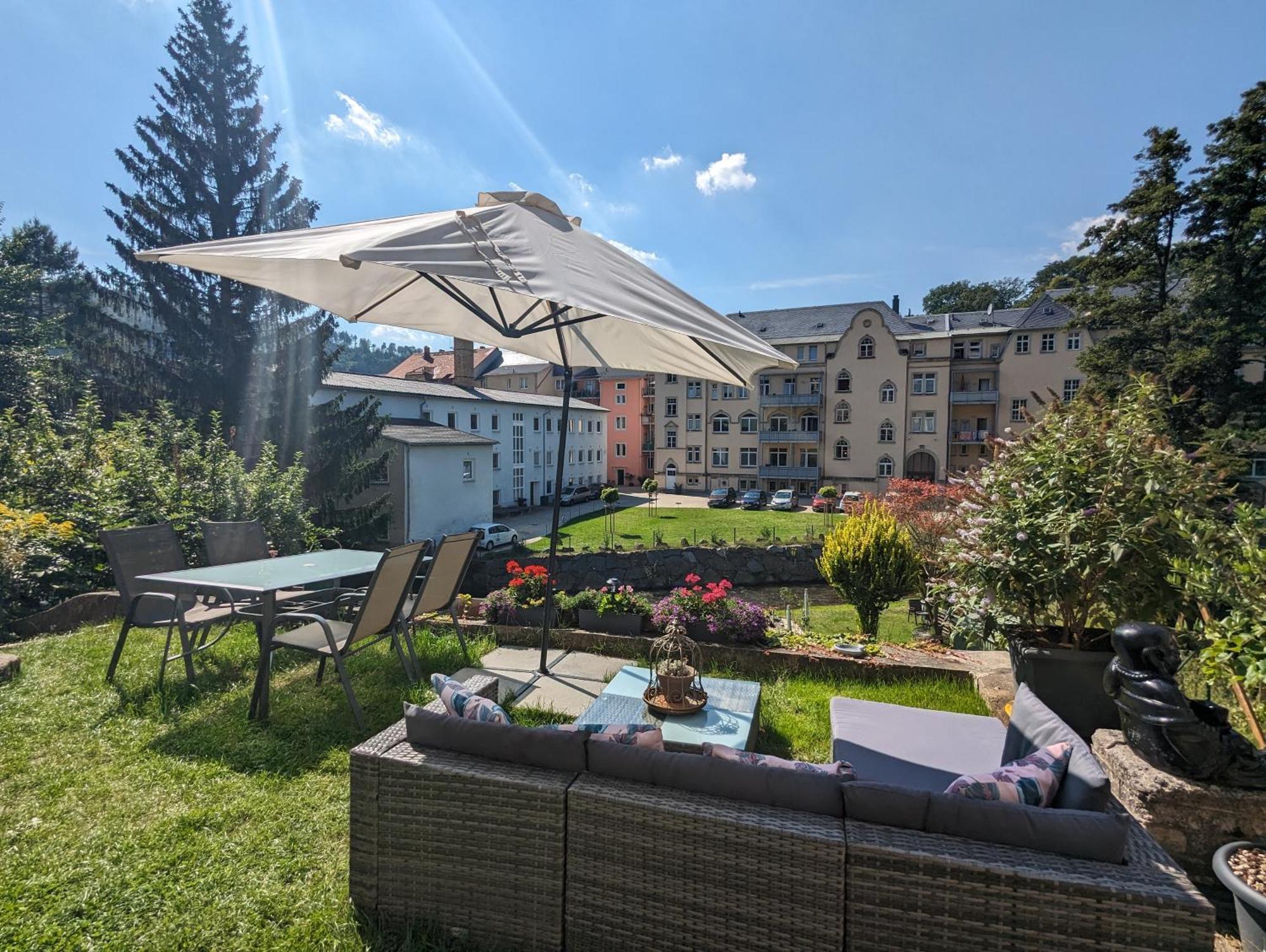 Hw3 - Urlaubsmagie - Helle, Grosse Wohnung Mit Pool Sebnitz Exteriör bild