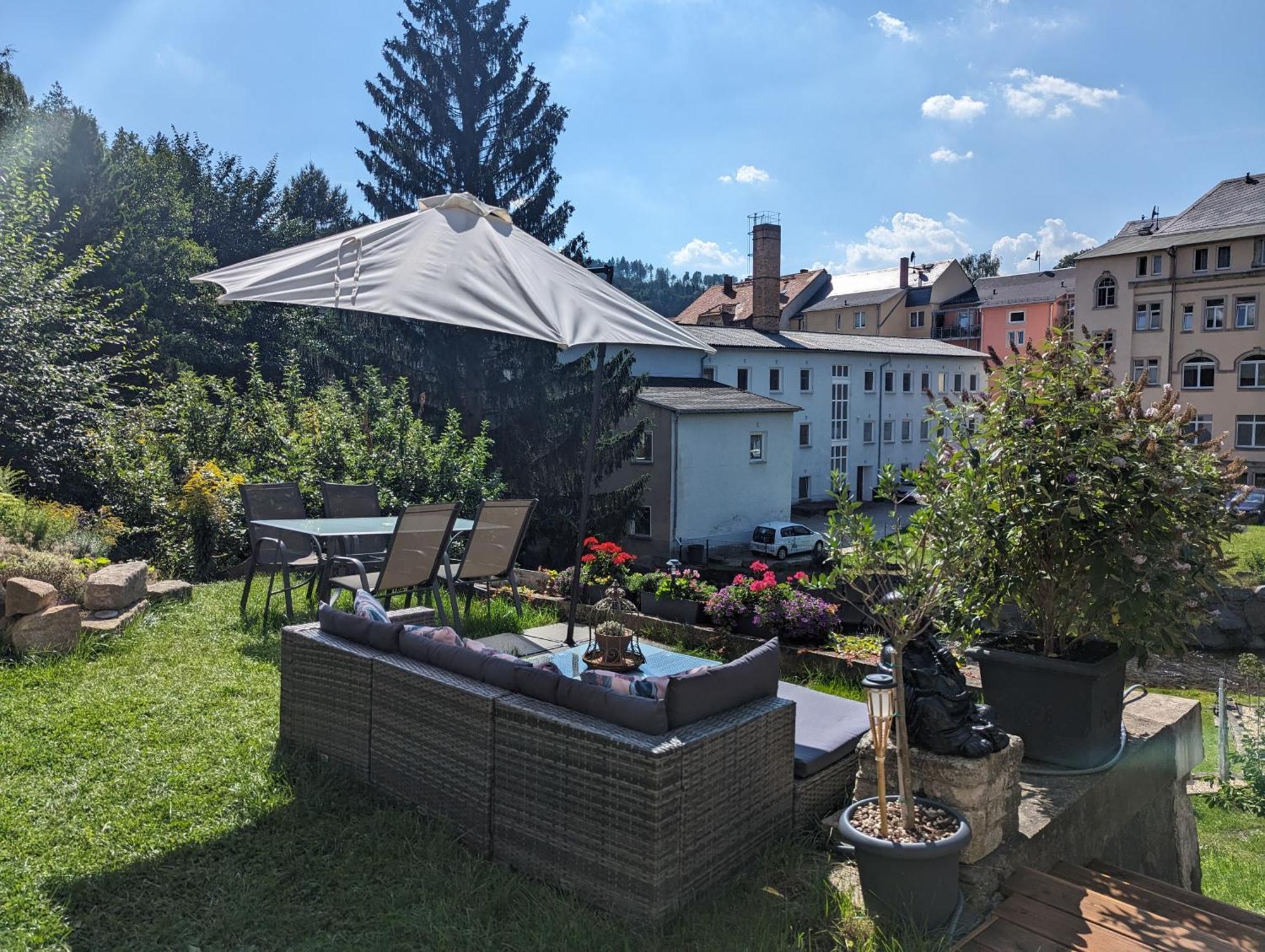 Hw3 - Urlaubsmagie - Helle, Grosse Wohnung Mit Pool Sebnitz Exteriör bild