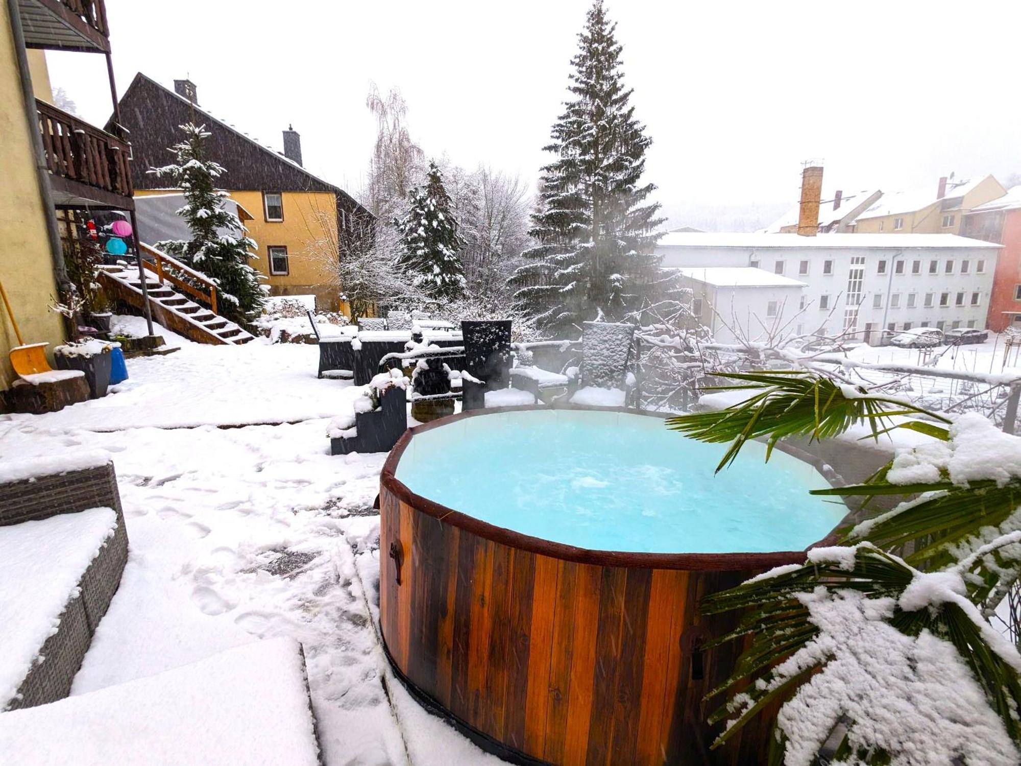 Hw3 - Urlaubsmagie - Helle, Grosse Wohnung Mit Pool Sebnitz Exteriör bild
