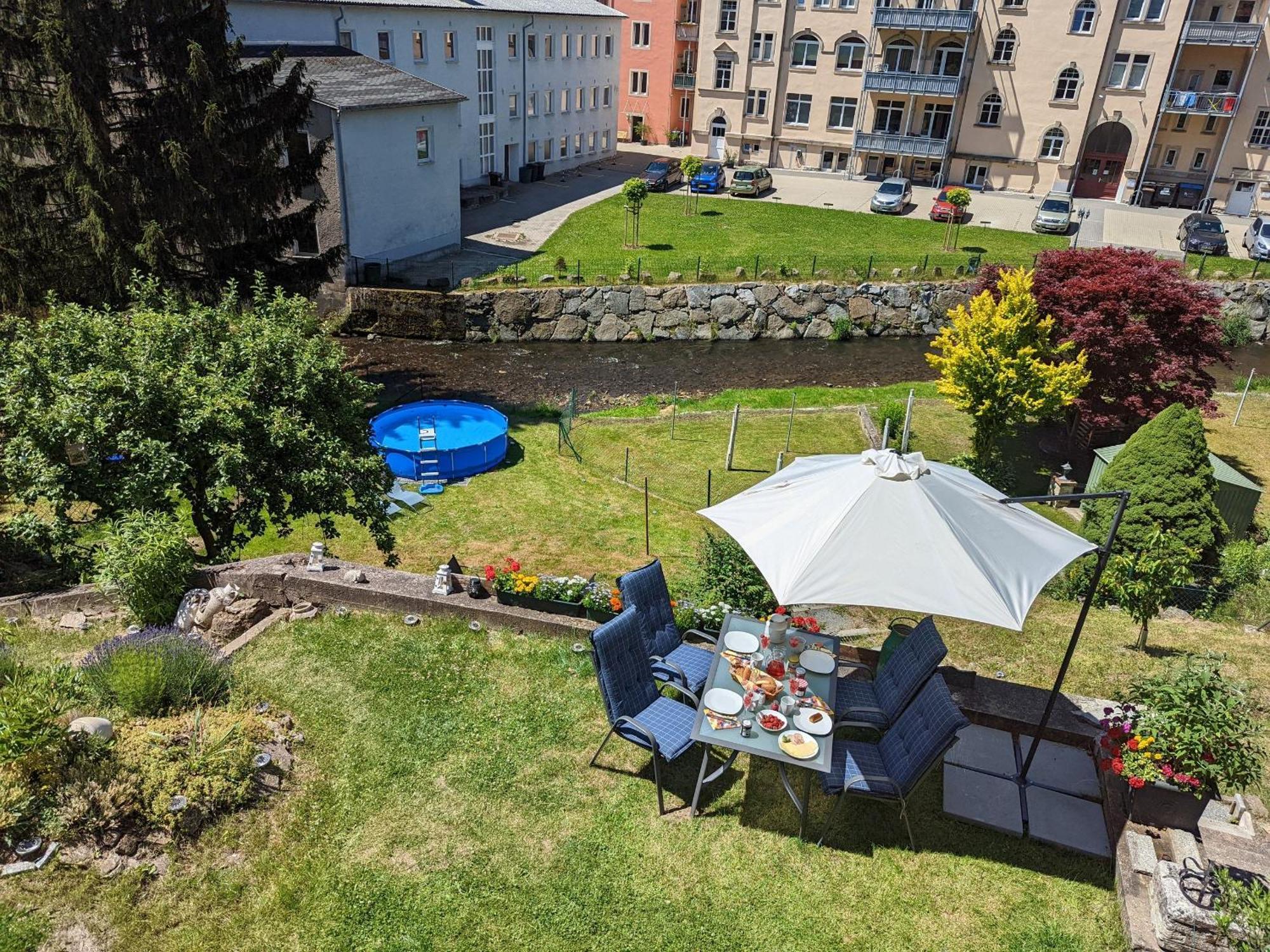 Hw3 - Urlaubsmagie - Helle, Grosse Wohnung Mit Pool Sebnitz Exteriör bild