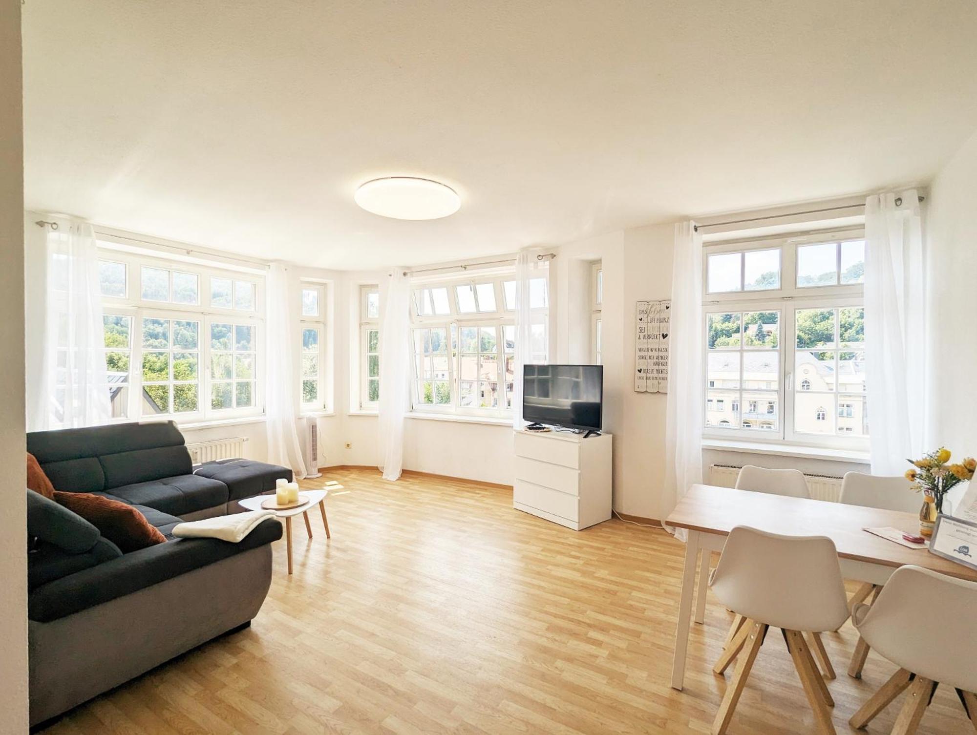 Hw3 - Urlaubsmagie - Helle, Grosse Wohnung Mit Pool Sebnitz Exteriör bild