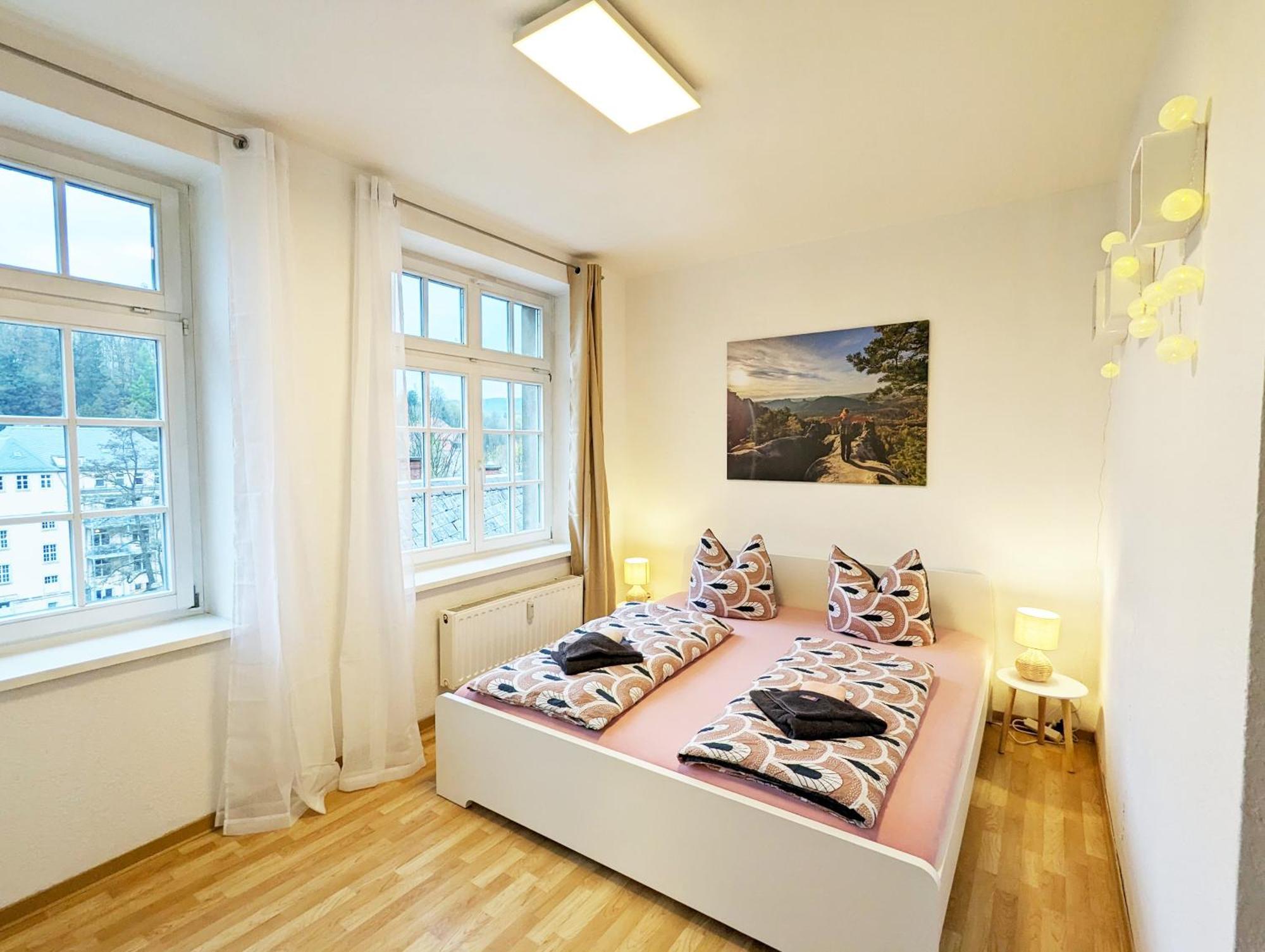 Hw3 - Urlaubsmagie - Helle, Grosse Wohnung Mit Pool Sebnitz Exteriör bild